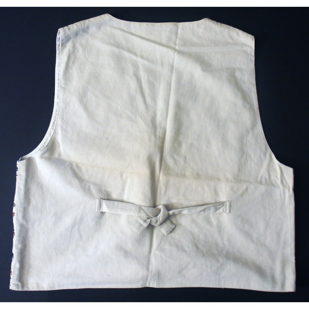 Gorgeous Ladies Chrysantheme White Beautifully Embroidered Floral Vest Size 1X - Picture 3 of 3